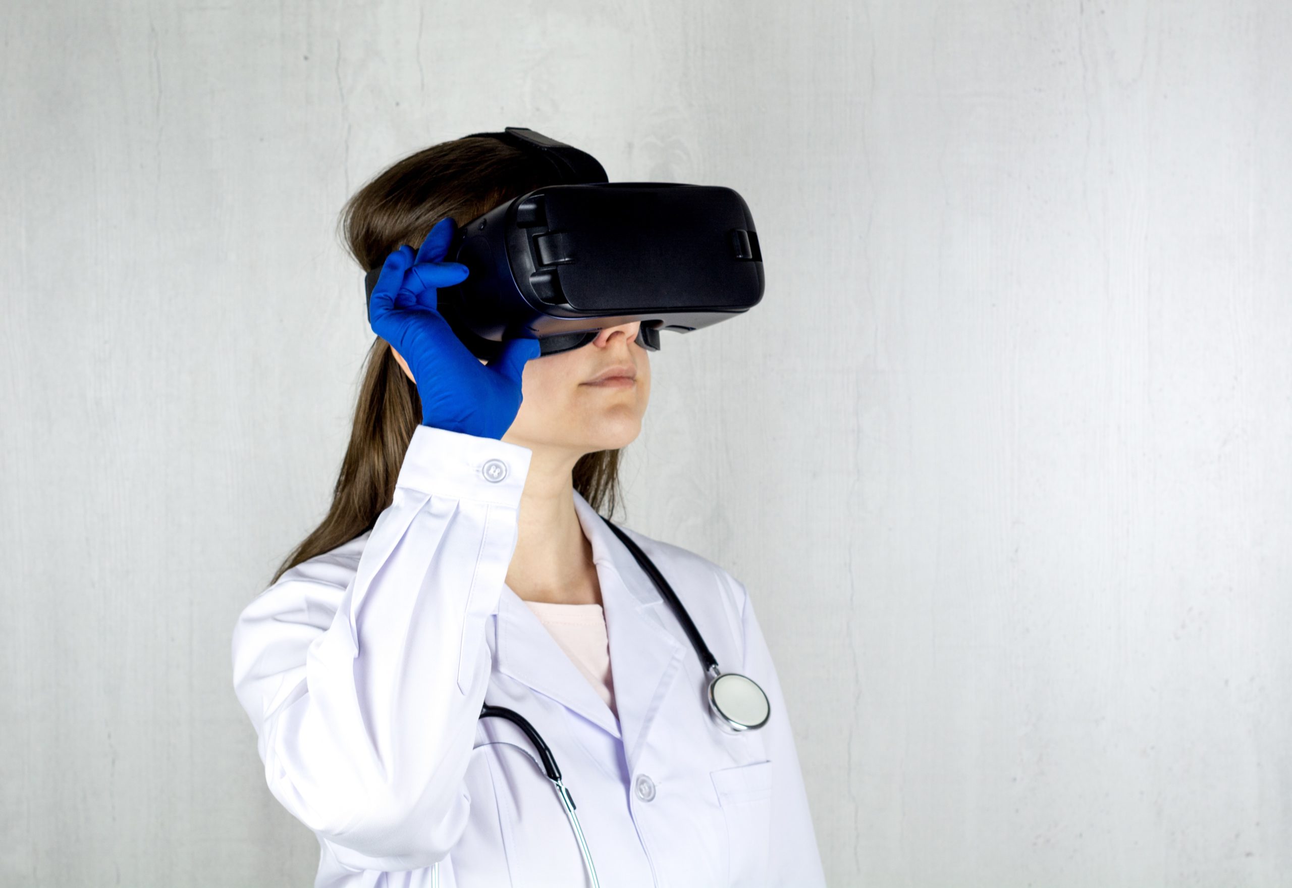Potential use case of AR and VR in education, in particular medical field